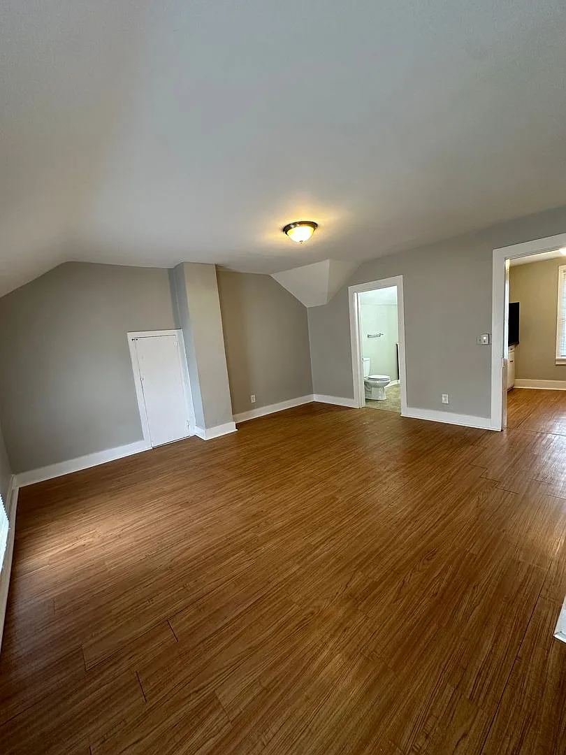 1315 Morton St HBS — Photo 2