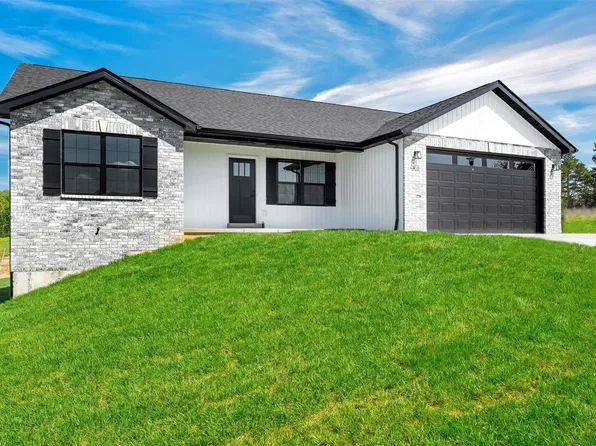 310 Park Place Dr, Union, MO 63084