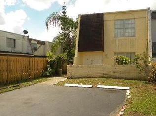 7595 NW 73rd Ter, Tamarac, FL 33321