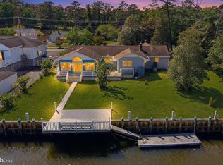 284 Country Club Blvd, Little Egg Harbor Township, NJ 08087