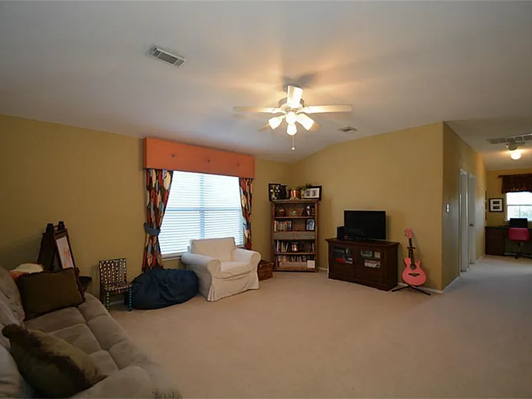 26510 Forest Pine Ln — Photo 11