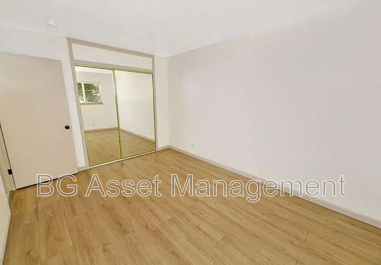 8049 Greenridge Dr #26 — Photo 9