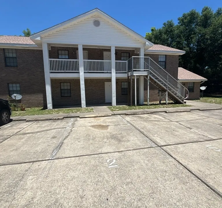 204 Davenport Rd #2