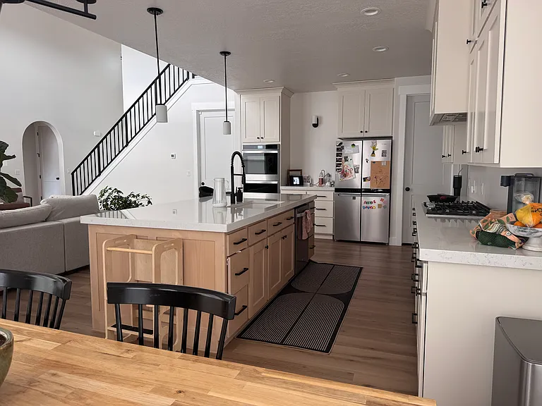 1457 N Arcadia Dr — Photo 10