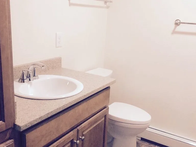 2907 Riverside Dr — Photo 5