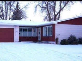 1520 3rd Ave SW, Minot, ND 58701