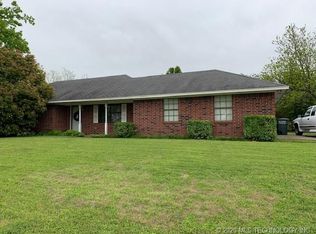 901 W McArthur St, Madill, OK 73446