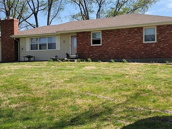 2nd image of 33050 167th St