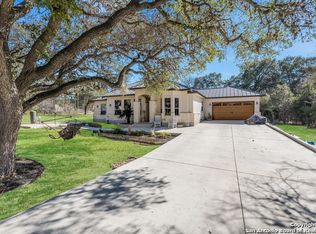 9820 Menchaca Rd, Helotes, TX 78023