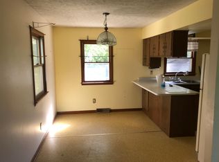 7431 W Airport Rd, Bloomington, IN 47403