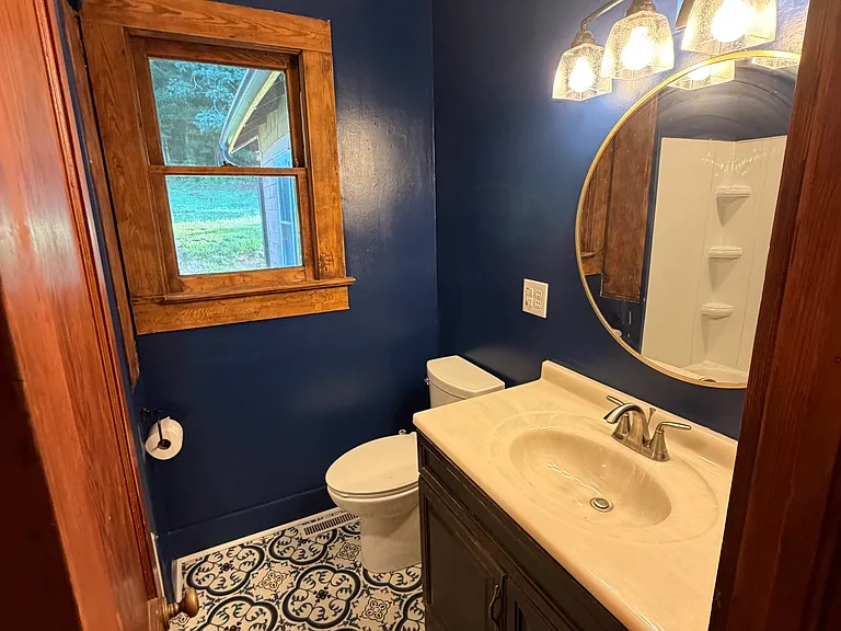 Primary Ensuite Bath