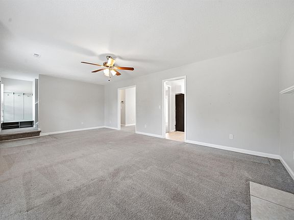 5th image of 125 Auburnleaf Dr