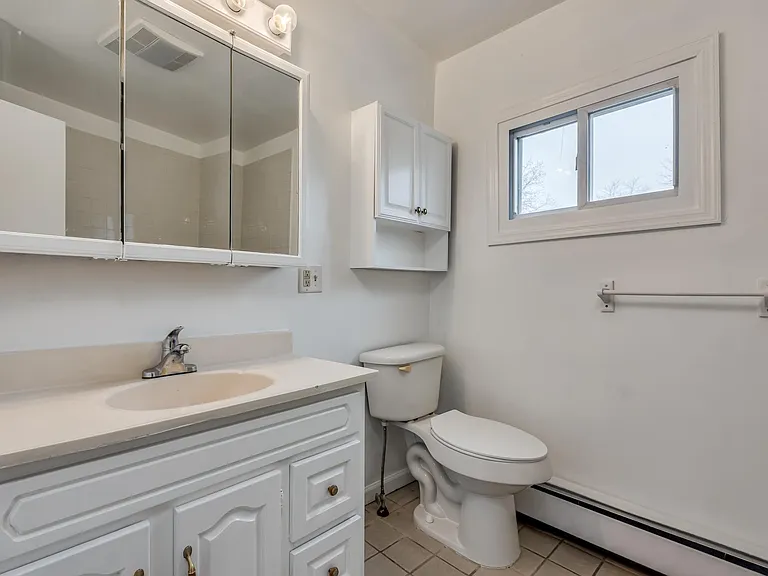 11 Webster St #11 — Photo 11