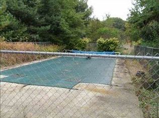 52020 Ash Rd, Granger, IN 46530