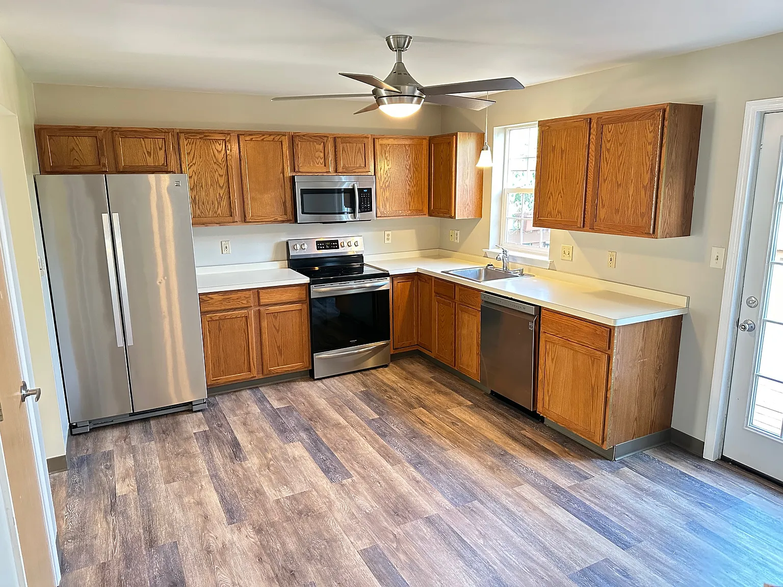 6707 Jefferson Ct — Photo 3