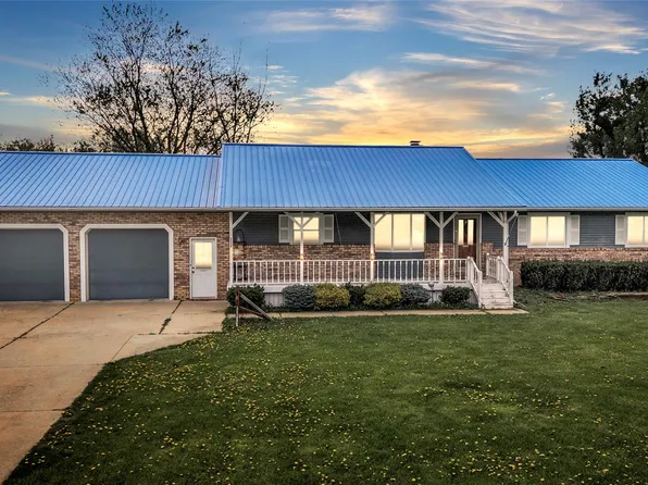 1081 S Gale Rd, Davison, MI 48423
