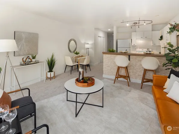 2440 Western Avenue #409, Seattle, WA 98121