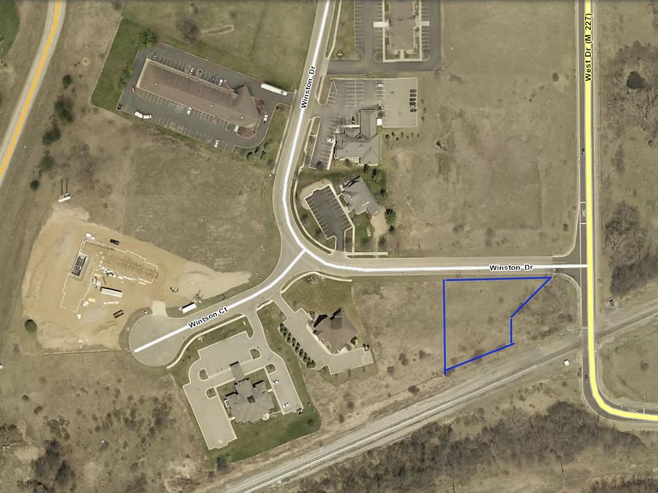 2nd image of 218 Winston Dr