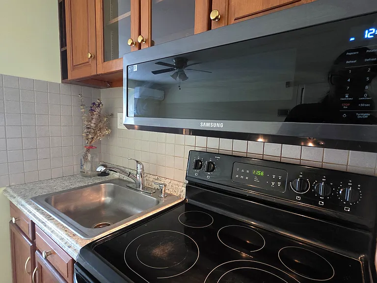 830 S 49th St #5 — Photo 5