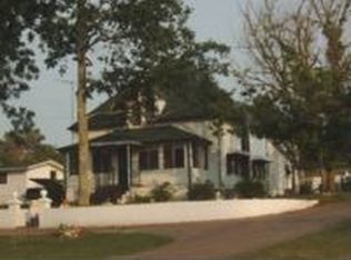 1445 Cloyd Creek Rd, Greenback, TN 37742