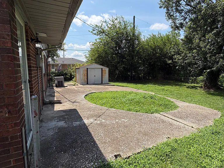 2845 McFarland Ave — Photo 13