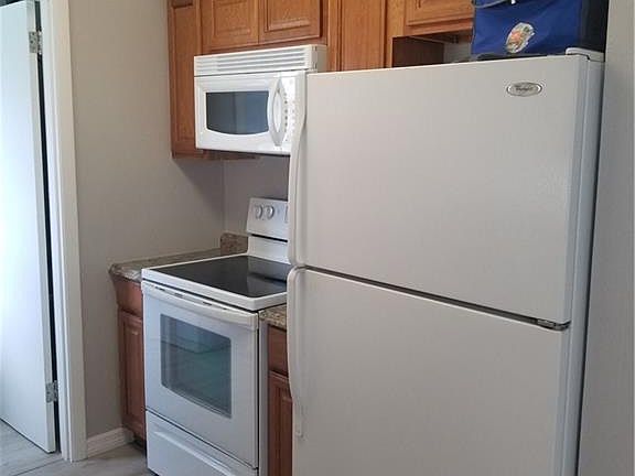 5th image of 1315 Ellendale Cir