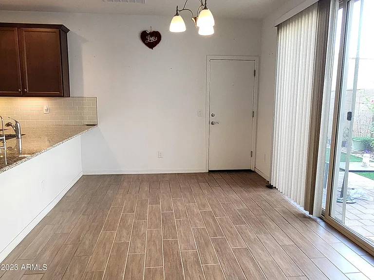 2052 W El Cortez Trl — Photo 9