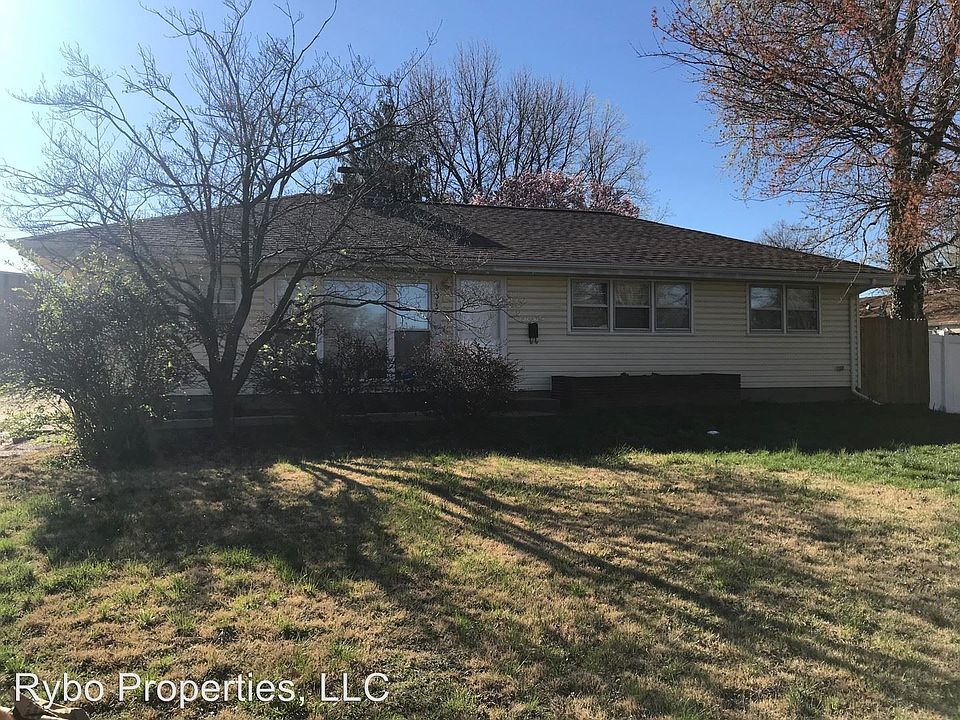 1st image of 1315 Saint Bernadette Ln