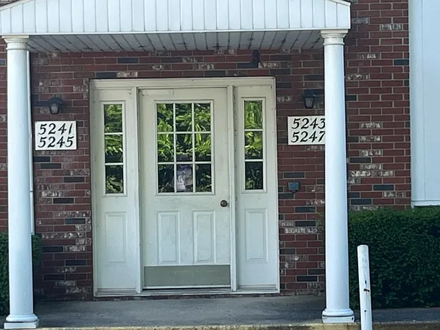 2 bed, 950 sqft, $1,000 — Photo 2