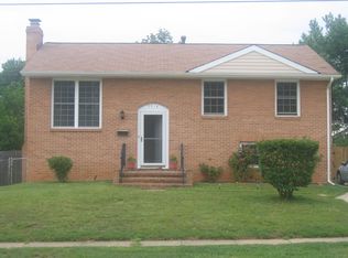 7914 Cawker Ave, Lanham, MD 20706