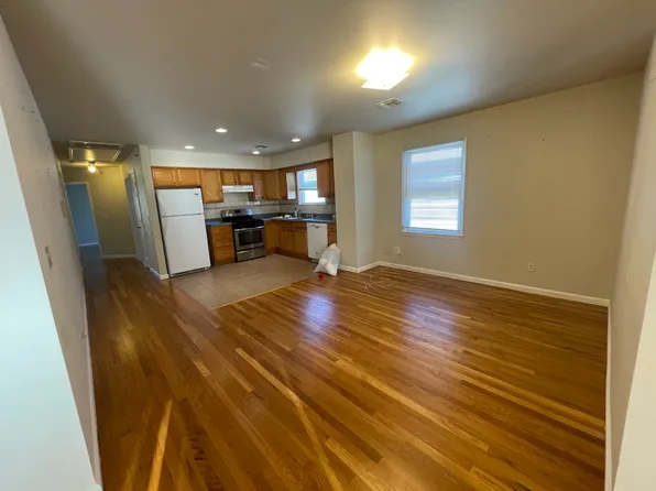 120 South St, Newark, NJ
