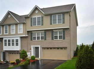 4019 Great Star Ct, Jeannette, PA 15644