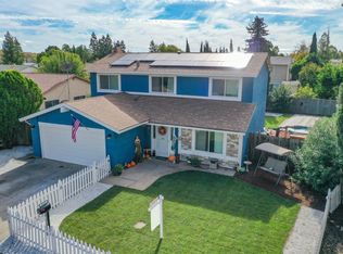 615 Stratford Ave, Dixon, CA 95620