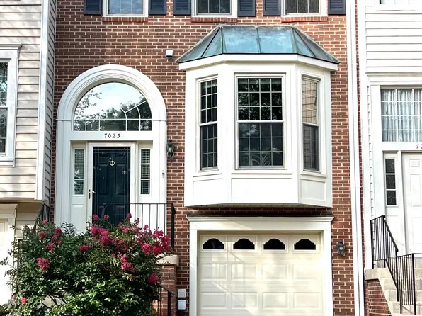 7023 Ashleigh Manor Ct, Alexandria, VA 22315