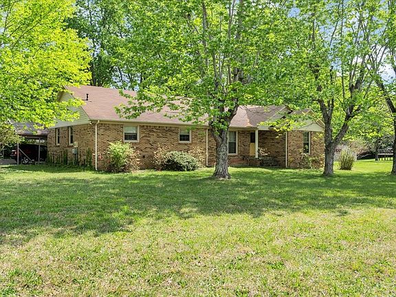 3rd image of 283 Pine Grove Rd