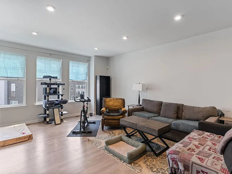 18277 Summit Pointe Dr — Photo 11