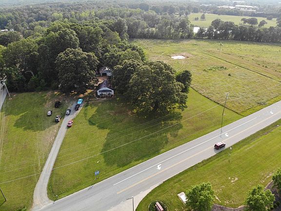 4th image of 1666/1736 Whites Kennel Rd #60