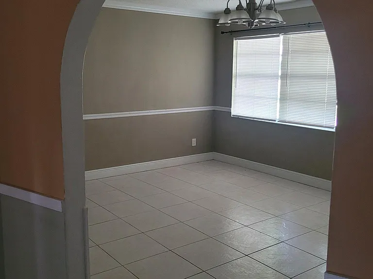 1591 Sunkist Way — Photo 6