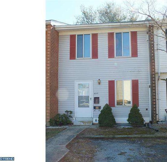 1st image of 493 Summer Park Cres