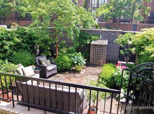 1335 N Clark St, Chicago, IL 60610