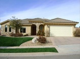 29 N Charbonne Dr, St George, UT 84770