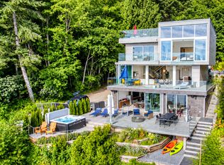 15 Brunswick Beach Rd #12056, Lions Bay, BC V0N2E0