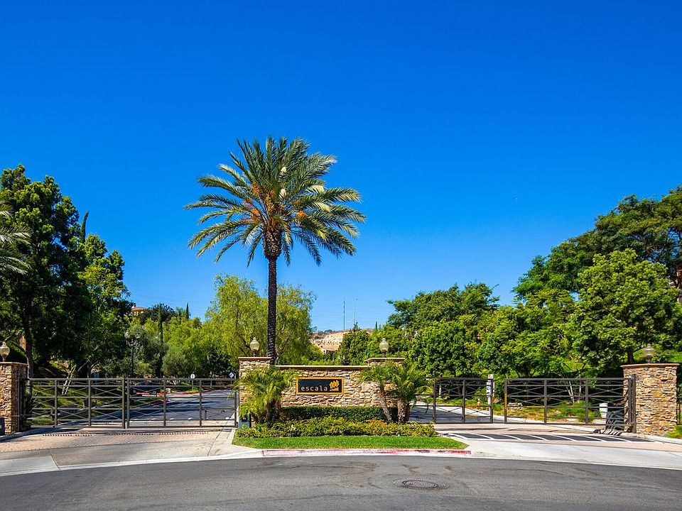 1st image of 2649 Bellezza Dr
