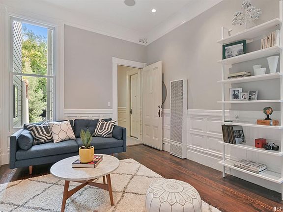 3rd image of 2462 Clay St APT B