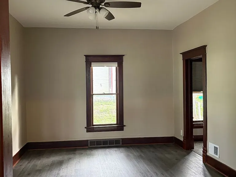 807 N St — Photo 7