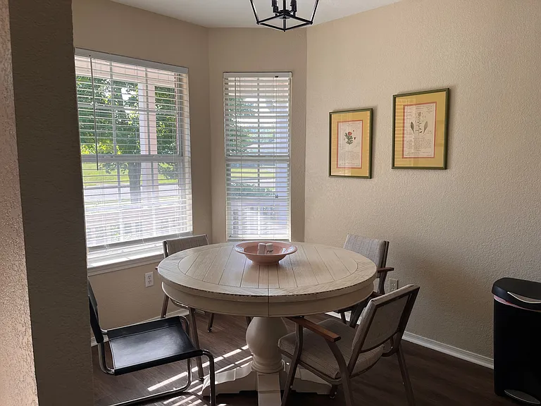 1275 S Jasmine Ln — Photo 3