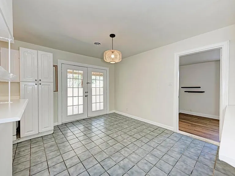 6300 Betty Cook Dr — Photo 14