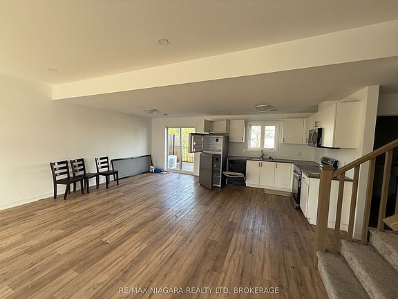 3rd image of 4263 4th Ave #824