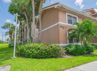9033 Wiles Rd APT 303, Pompano Beach, FL 33067