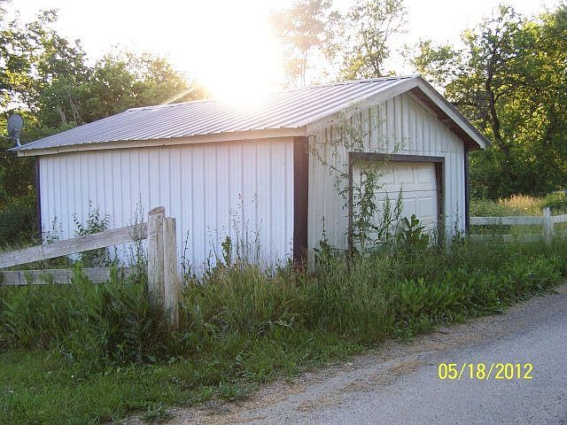 1st image of 8015 Davenport Ln